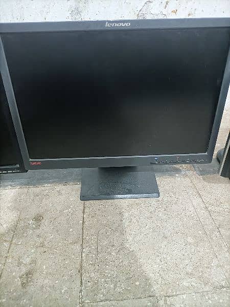 branded 19inch lcd for sale 1
