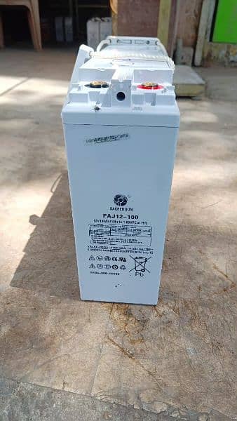 Dry battery 12 volte 100 ahmpaire new 2