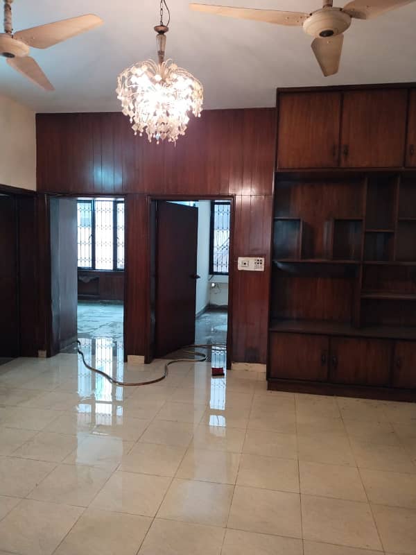 10 marla house is available for rent as a silent office in faisal town lahore 11