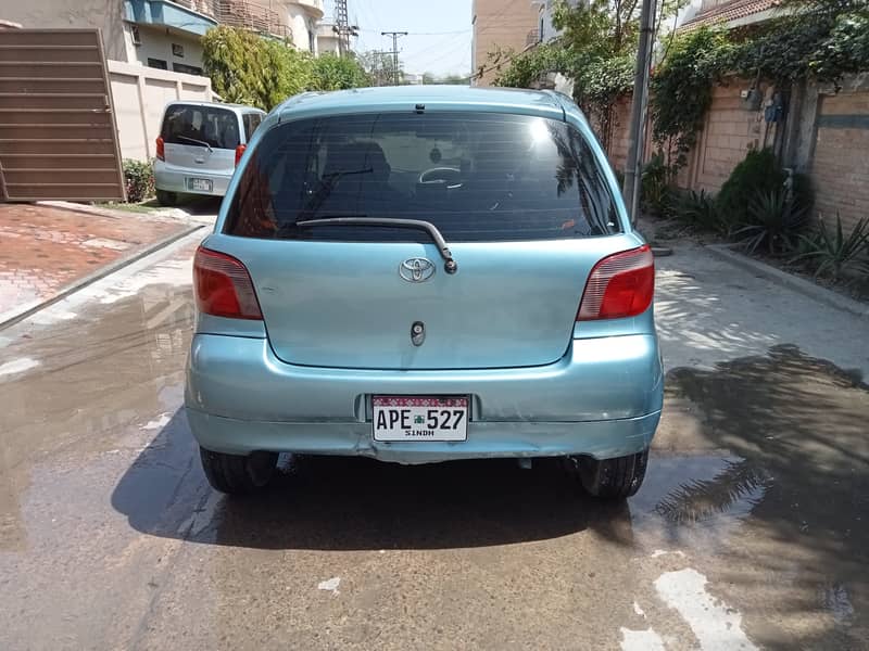 Toyota vitz 2002 5