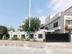 Perfect On Excellent Location 28 Marla House In Bahria Intellectual Village For Sale 0