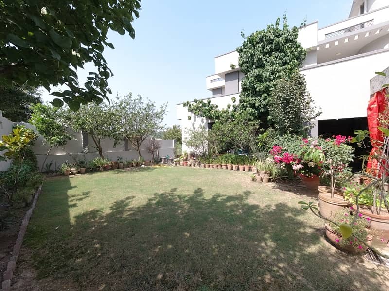 Perfect On Excellent Location 28 Marla House In Bahria Intellectual Village For Sale 3