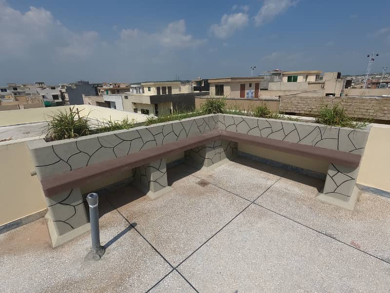 Gorgeous Prime Location 7 Marla House For Sale Available In Bahria Town Phase 8 27
