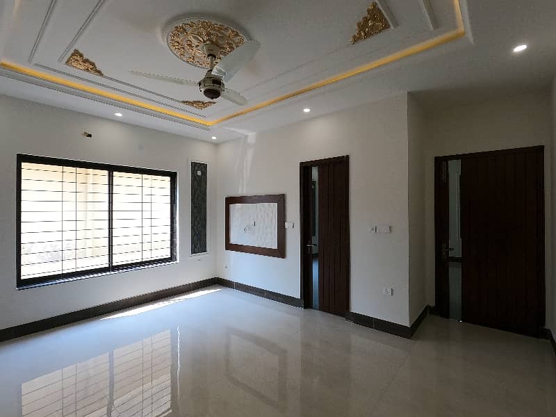 10 Marl Brand New Luxury House For Sale In C Block Faisal Town Lahore 30