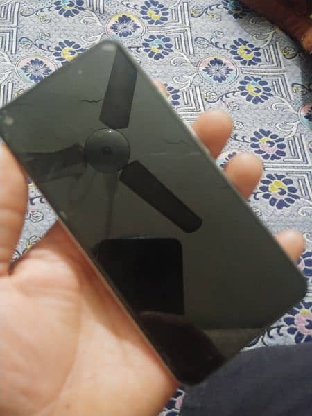 Google pixel 4a5g in good condition 3