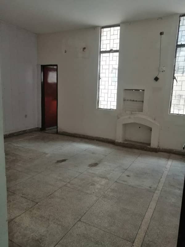 7 Marla Double Story 4 Bed House For Sale in D Block Faisal Town Lahore 2