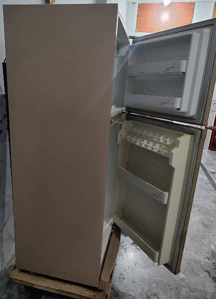 Refrigerator For Sale - Dawlance 9170 1
