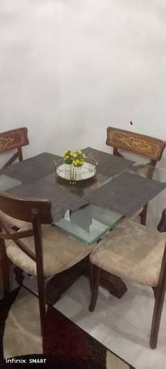 4 chair dining table 0