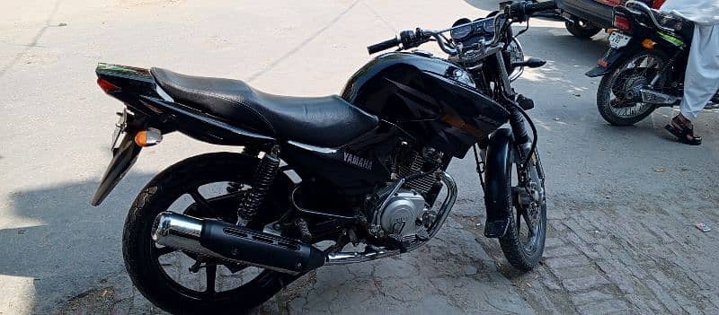Yamaha YBR 125 2019 for sale only 2.5 lac 2