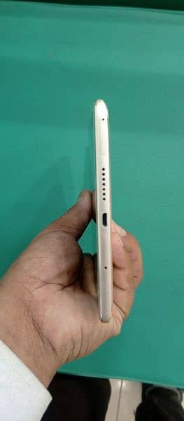 Huawei D Tablet Docomo 5