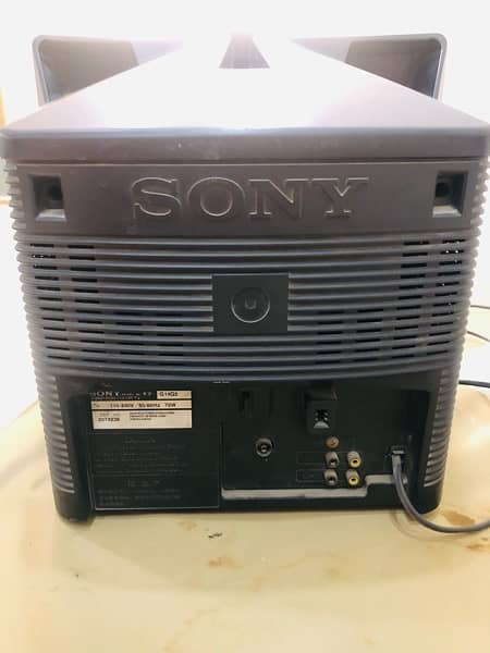 Sony Tv 14 inch classic antique model 4