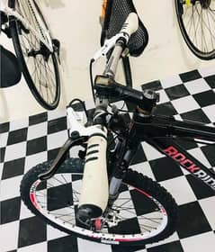 Rocky Rider mountain bicycle 26 inches 03252661065Watsapp