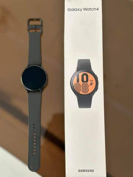 Samsung watch 4 just like brand new 0