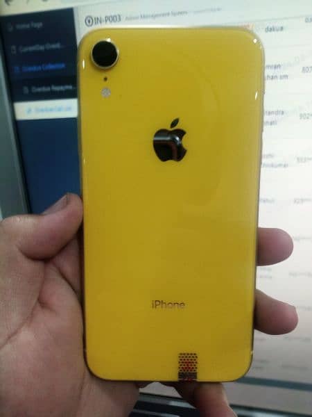 iPhone XR 64  non PTA but Sim working 1
