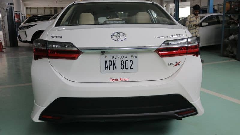 Toyota Corolla altis 1.6 cvt 2023 13