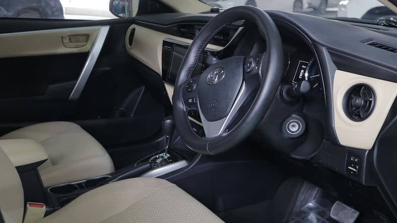 Toyota Corolla altis 1.6 cvt 2023 14