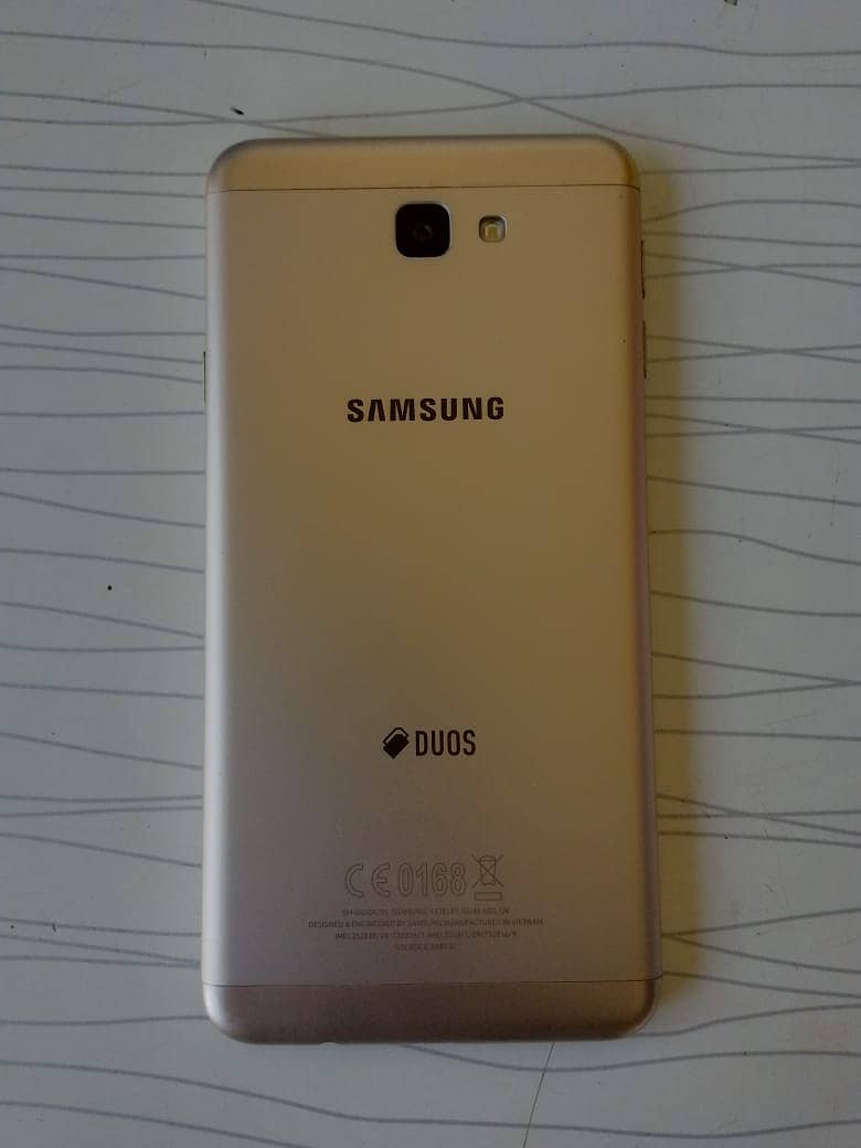 Samsung J7 prime for sale 10/10 condition with box 0