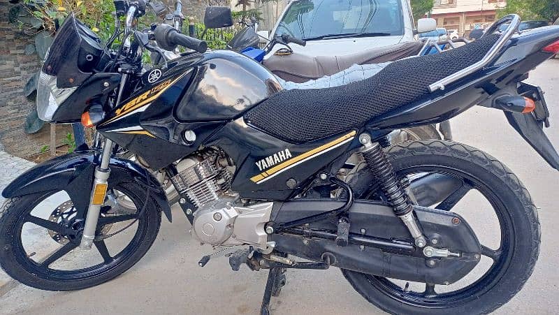 Yamaha YBR 125 - 2022 (Hyderabad Registered) 10