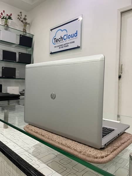 Hp Elitebook Folio 9470m Corei5 with ssd and full options 6