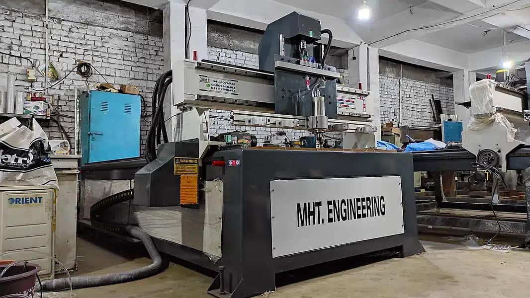 CNC Wood Machine / Laser Cutting Machine 1