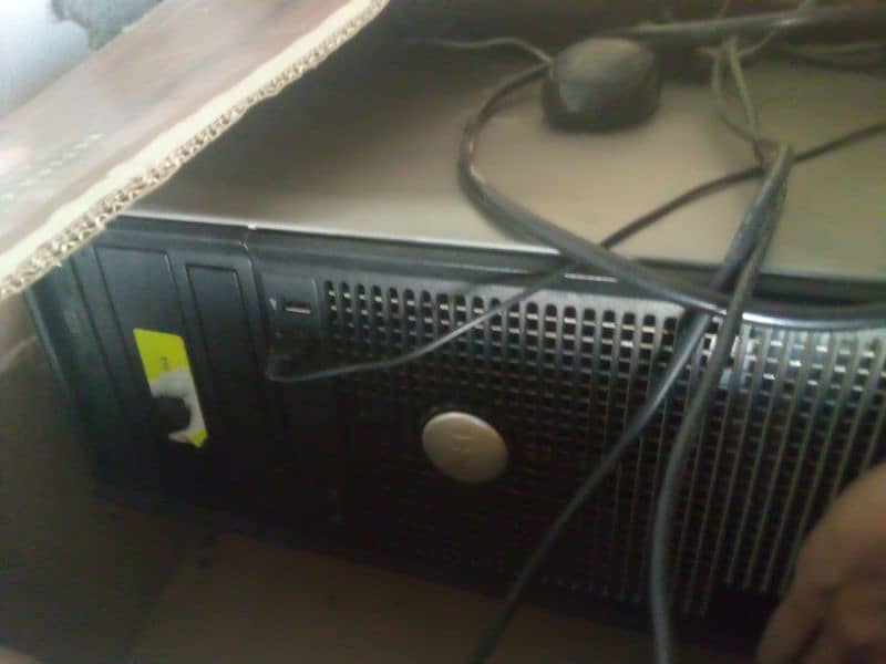 Dell company computer for sell 2