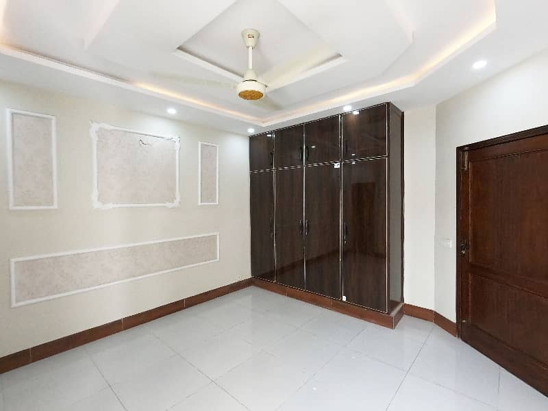 Own A House In 5 Marla Lahore 31