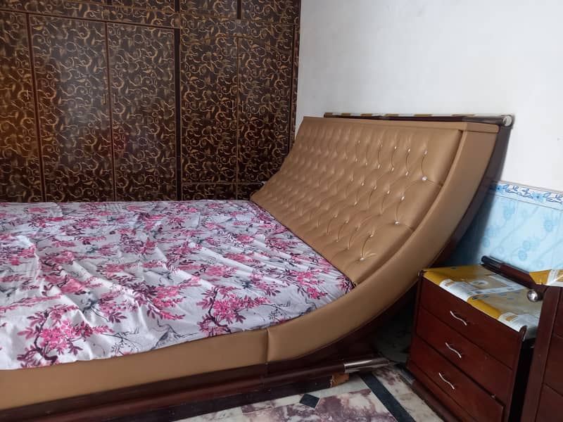 King size bed for sale 2
