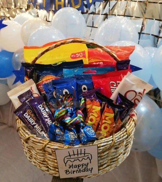 Customized Gift Baskets For Birthdays,Chocolate Baskets, Box, Cakes 3