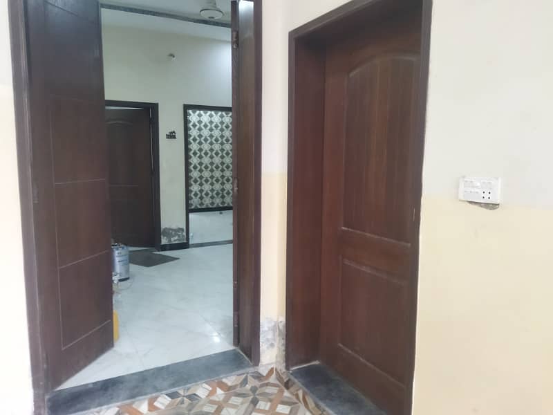 5 marla lower portion brand new available for rent in shadaab garden main ferozpur road Lahore 23