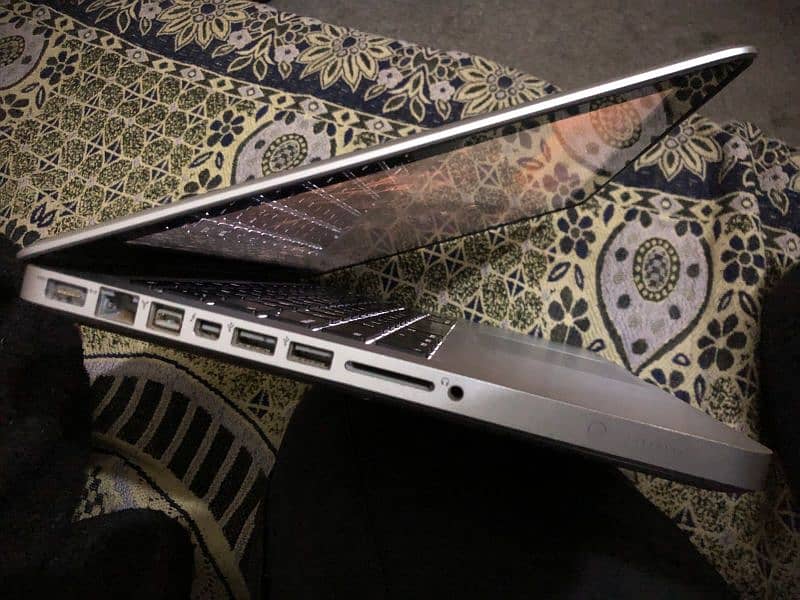 MacBook pro 2012 3