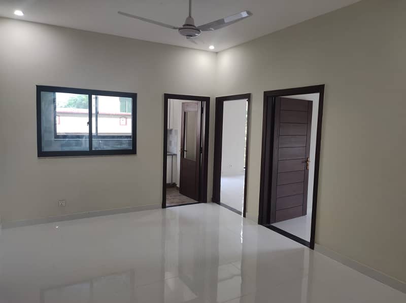 Possession on 25%T wo Bed Luxury Flat In Dawood Plaza 1