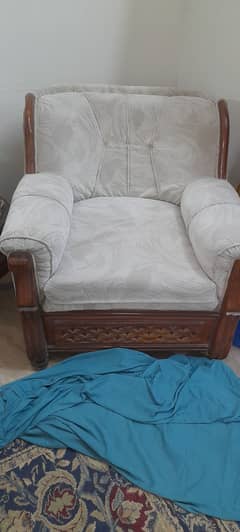 7 seater sofa available 0
