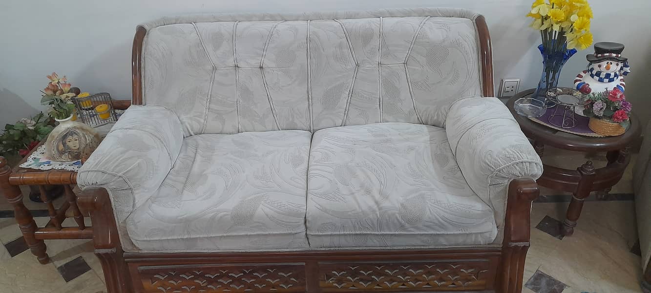 7 seater sofa available 1