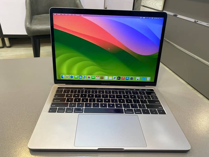 MacBook Pro 13” Touchbar 2019 i5QC 16/512 6