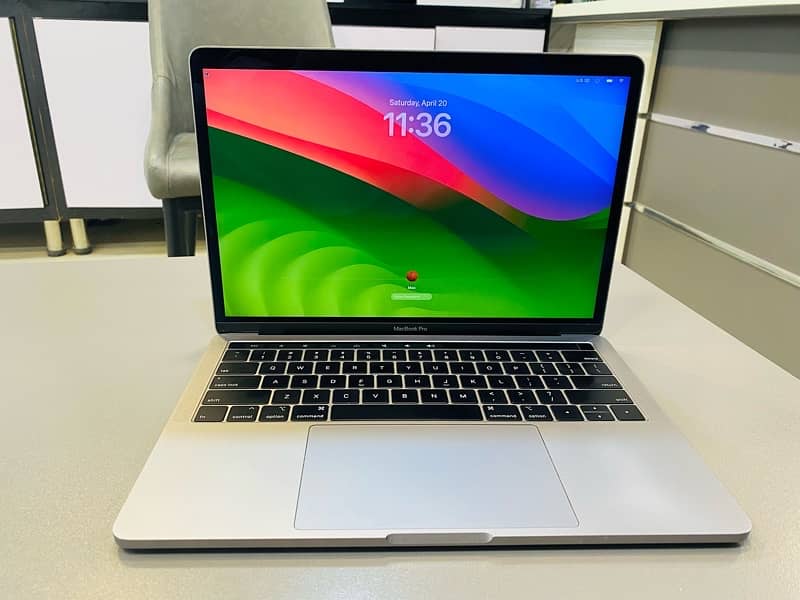MacBook Pro 13” Touchbar 2019 i5QC 16/512 7