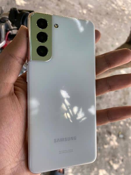 Samsung Galaxy S21 5 G 0