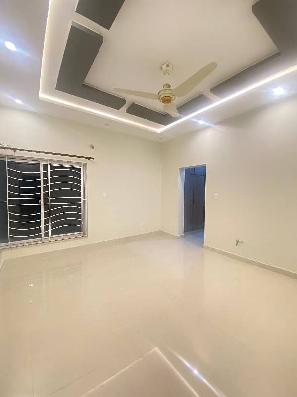 1 Kanal House (Upper Portion) For Rent In DHA Phase 3 Rawalpindi 2