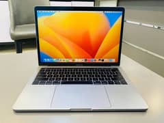 2 units MacBook Pro 13” Touchbar 2018 i7-QC 16/1TB