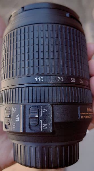Nikon 18-140 mm 3.5-5.6G VR lens 1