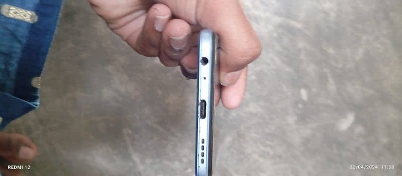 I am sale for mobile vivo y33s condition 10by9 4