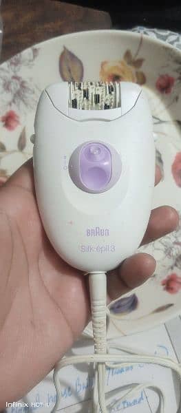 BRAUN appilater shavor . . 0