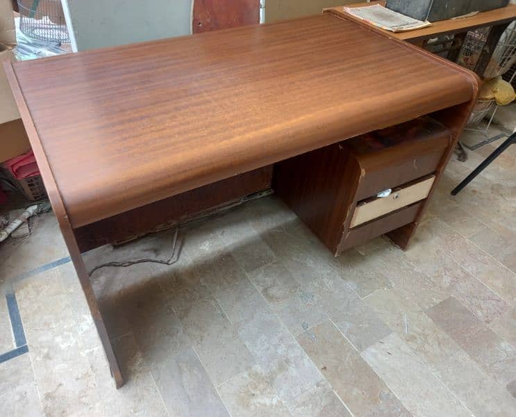 Office / Study  Table  2.5 x 4 ft 2