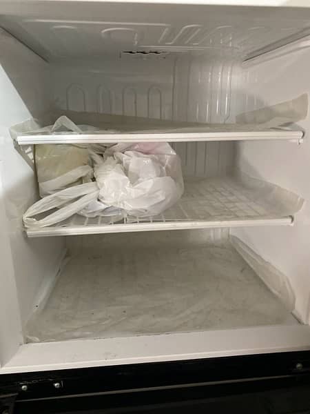 orient refrigerator new condotion 1