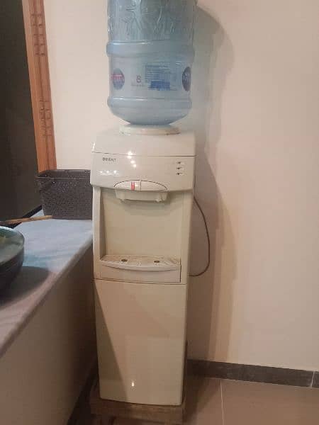 Water Despenser 2