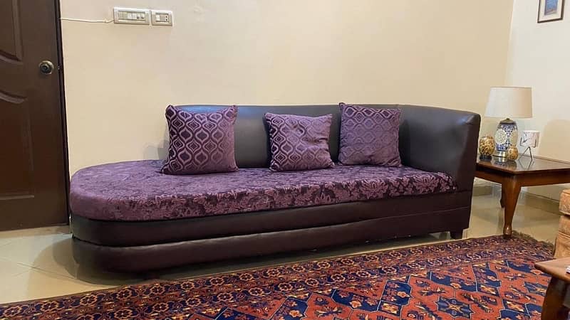 7-seater sofa with coffee table 7