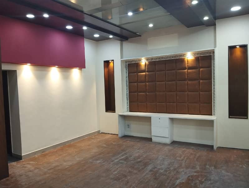 HOT LOCATION 24 Marla New Muslim Town Building for Rent facing canal road 0