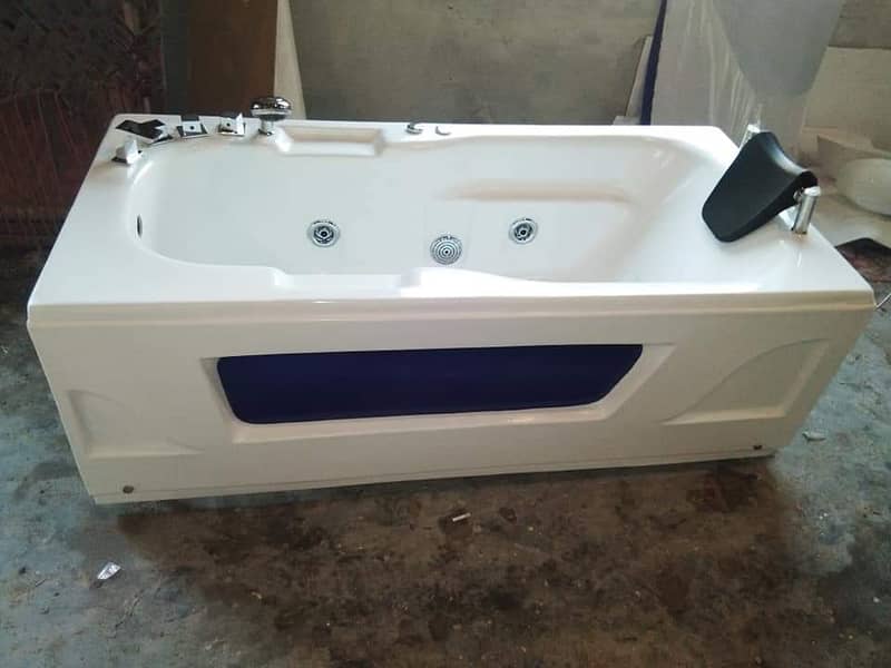 jacuuzi for sale / Bathtub / Jacuzzi 0