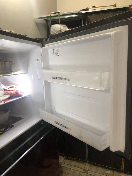 Haier fridge DC Invertor lush condition for sale 2