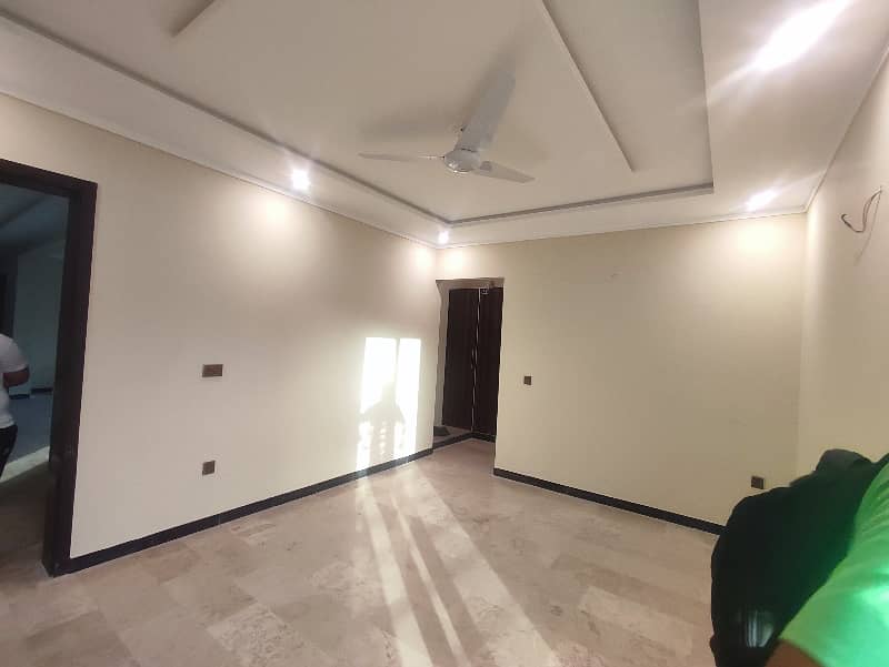 Luxury Corner House For Sale In F15, Size (50*90) With Extra Land Almost 12 House Has Four Portion Four Gas Meters Four Electricity Meters Water Bore Working Very Well All (JKCHS) Options Plot House Etc, Available G15 G16 F15 Sector Islamabad 9