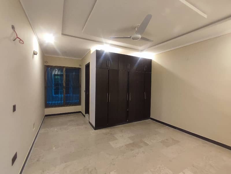 Luxury Corner House For Sale In F15, Size (50*90) With Extra Land Almost 12 House Has Four Portion Four Gas Meters Four Electricity Meters Water Bore Working Very Well All (JKCHS) Options Plot House Etc, Available G15 G16 F15 Sector Islamabad 16